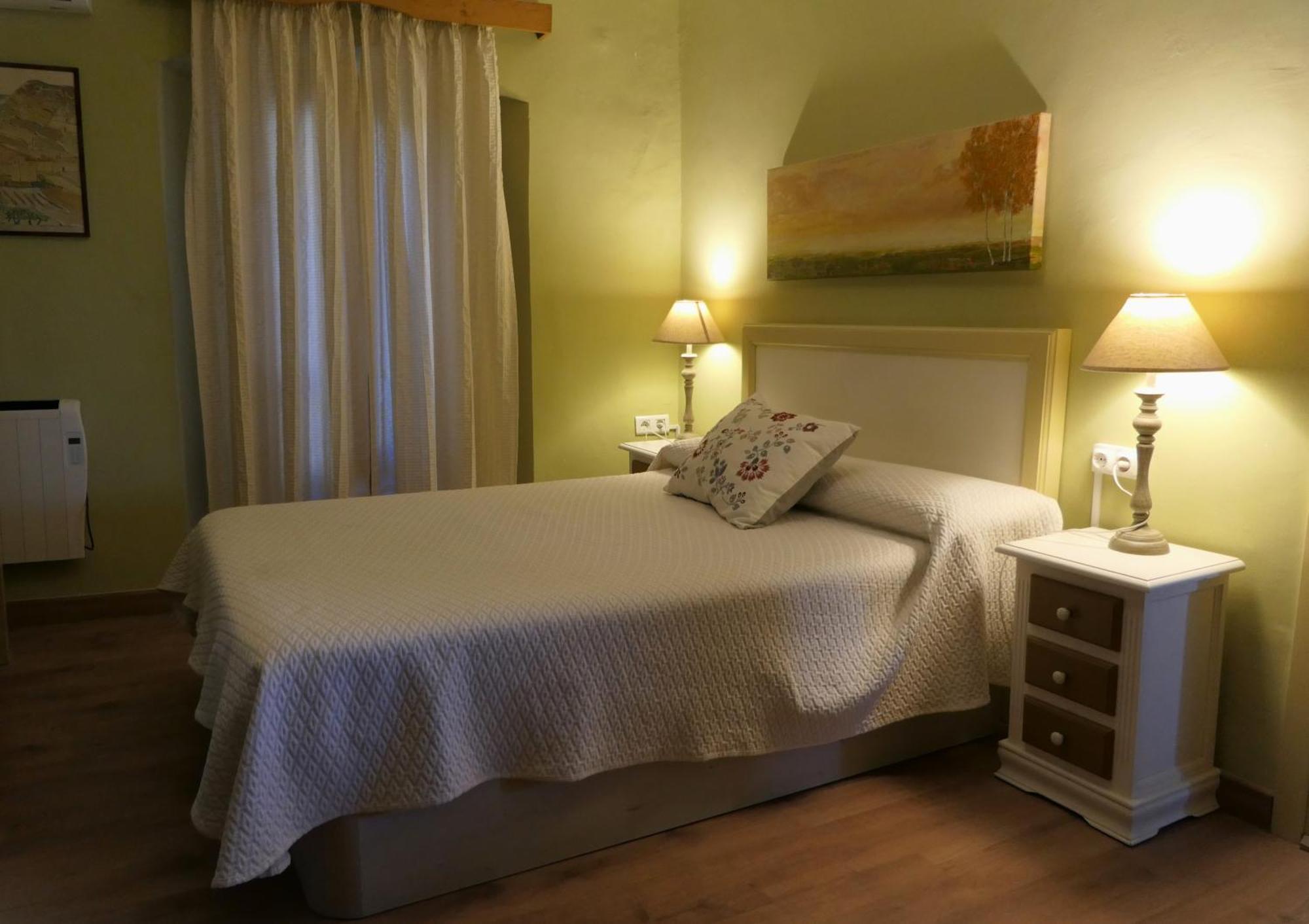 Apartamentos Altozano Trujillo Eksteriør bilde