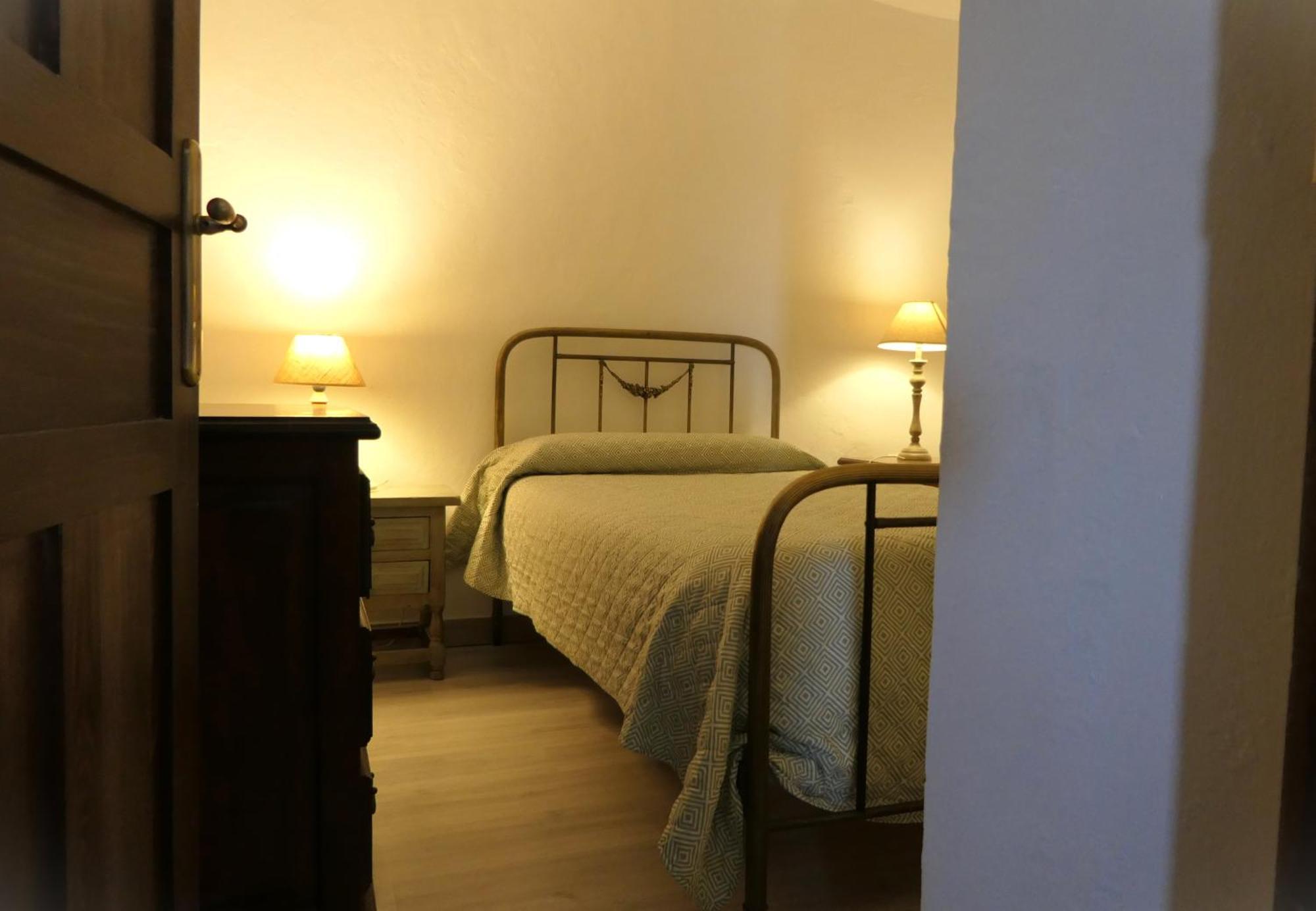 Apartamentos Altozano Trujillo Eksteriør bilde